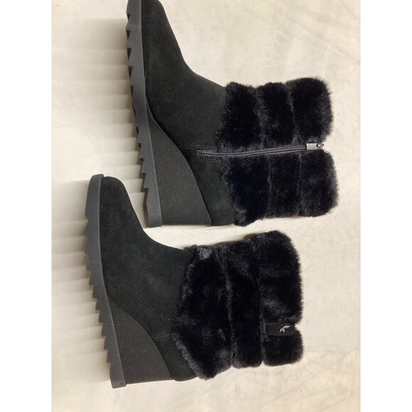 Koolaburra By UGG Women Black Faux Fur Wedge Ankle Boots Size 11 US - Picture 6 of 8